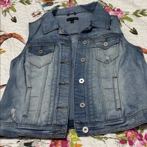 Denim vest large